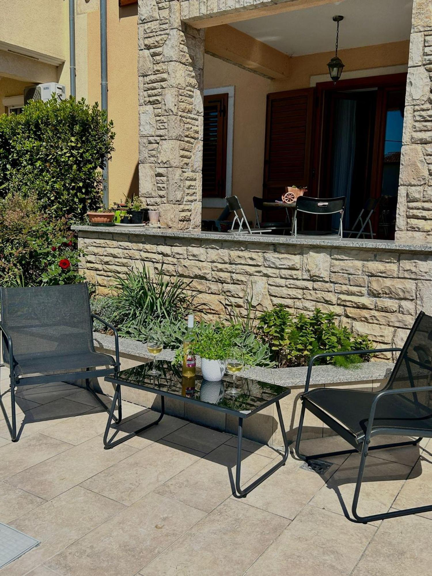 Villa Krasa Sea View Apartmants With Pool Ližnjan Extérieur photo