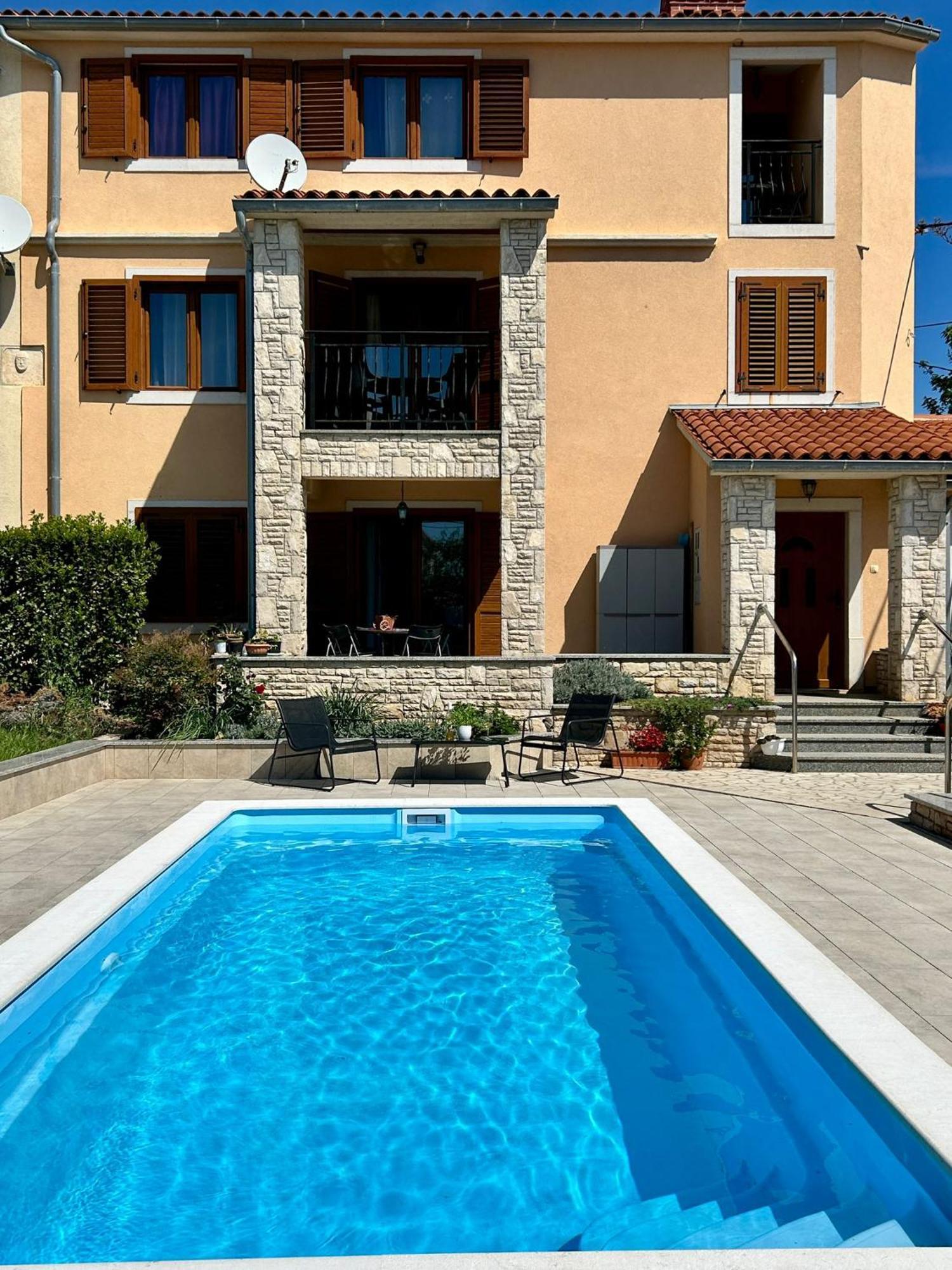 Villa Krasa Sea View Apartmants With Pool Ližnjan Extérieur photo