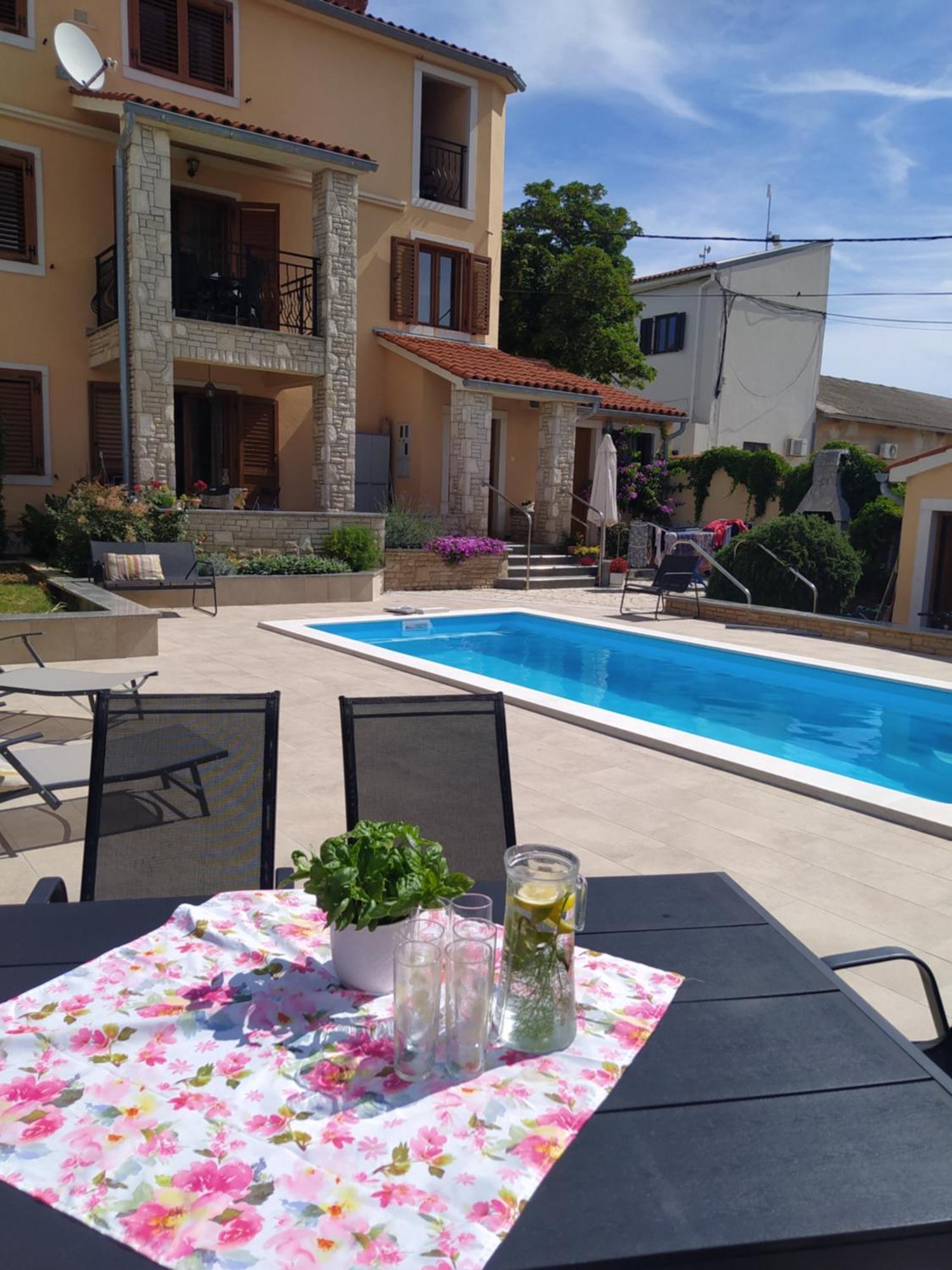 Villa Krasa Sea View Apartmants With Pool Ližnjan Extérieur photo