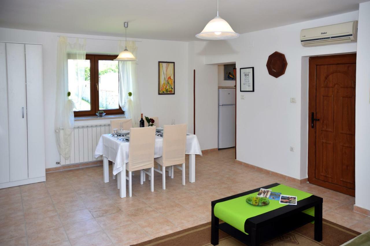 Villa Krasa Sea View Apartmants With Pool Ližnjan Extérieur photo